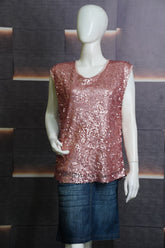 Women'S Party Top with Sequins And a Fitted Design
